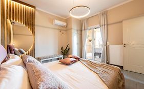 Meltemi Beach House - A Seaside Luxury Maisonnette